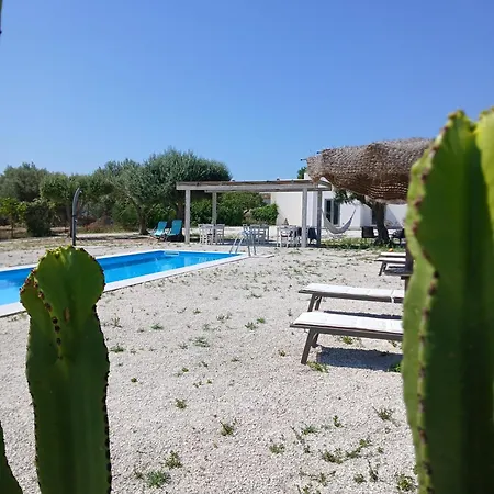 Isola Dei Poeti 3*