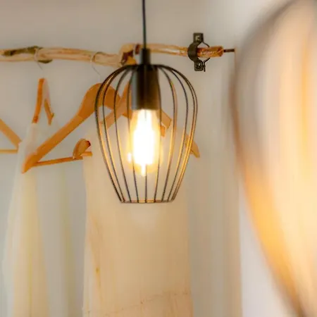 Isola Dei Poeti Bed & Breakfast 4*