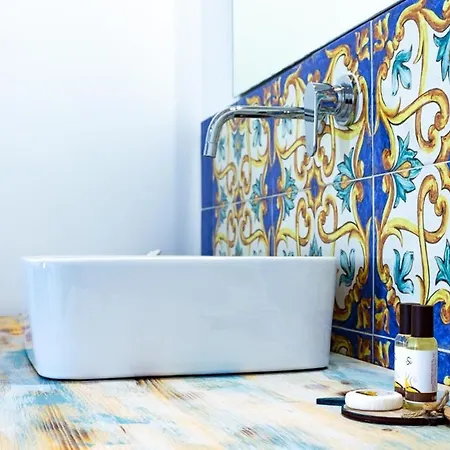 Isola Dei Poeti 4* Marzamemi