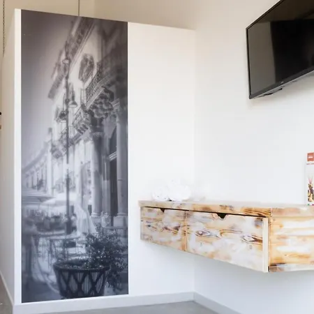 Isola Dei Poeti Bed and breakfast 3*