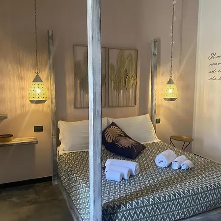 Bed & Breakfast Isola Dei Poeti 4*